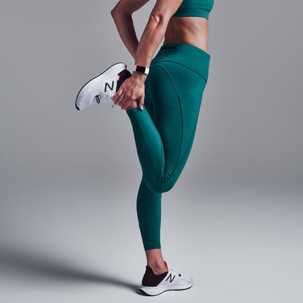 Athleta 7/8 Stashpocket Crops